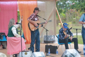 Bluegrass bands draw large crowds at Mountain Heritage Day