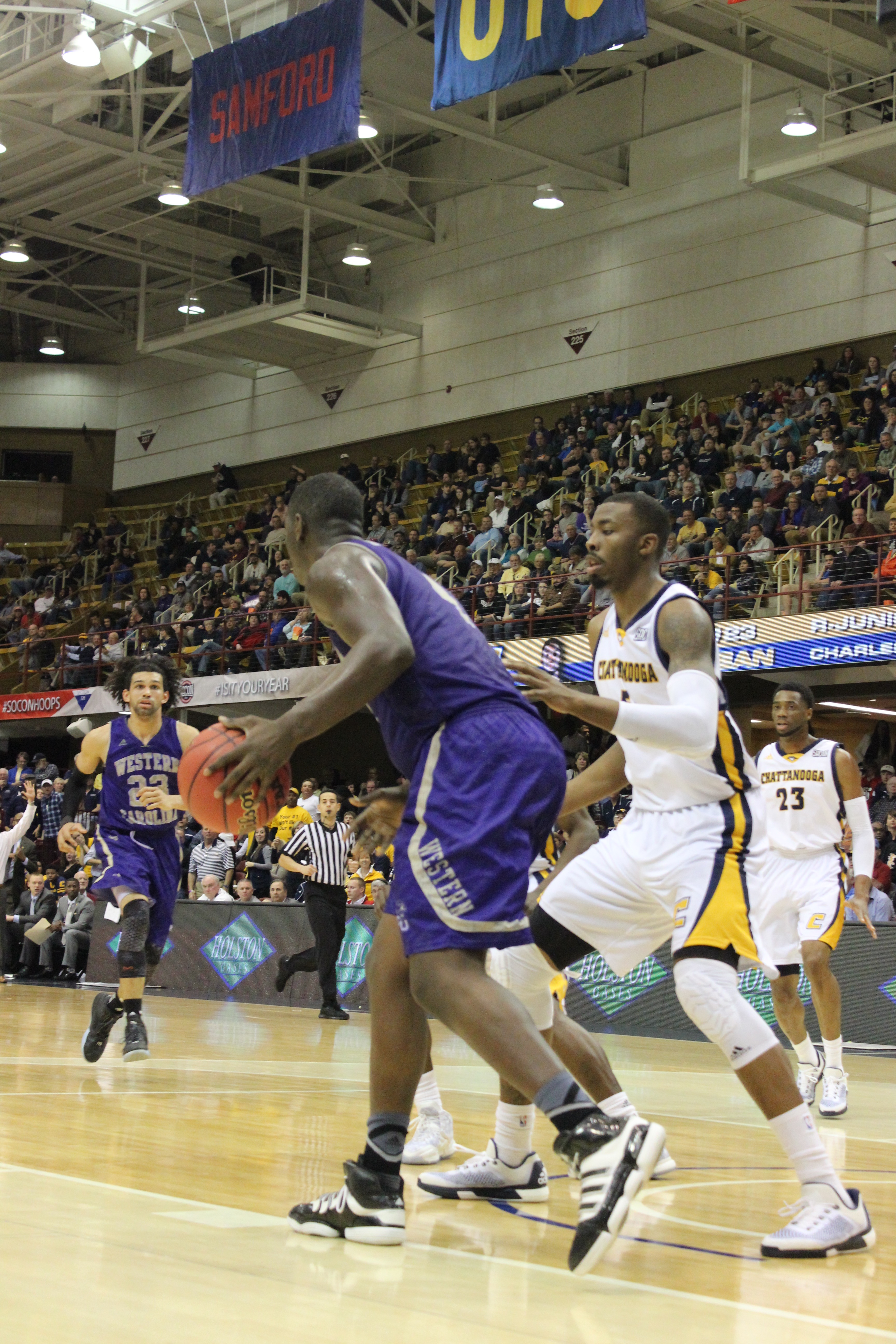 Catamounts fall to Mocs in semifinal of SoCon Tournament