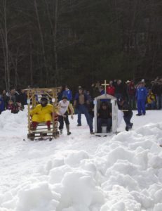 Outhouse races return to Sapphire