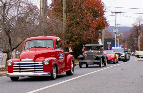 Vintage cars at the 2023 Veterans Day Parade in Sylva, NC. Nov. 11, 2023. Photo by Daniel Reid.