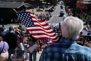 Sylva “No Kings” draws hundreds of protesters