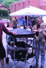 Thousands of people attend Greening Up The Mountain despite rain