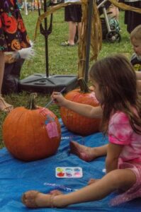 Uncomplicated Kitchen hosts Pumpkins in the Park fundraiser